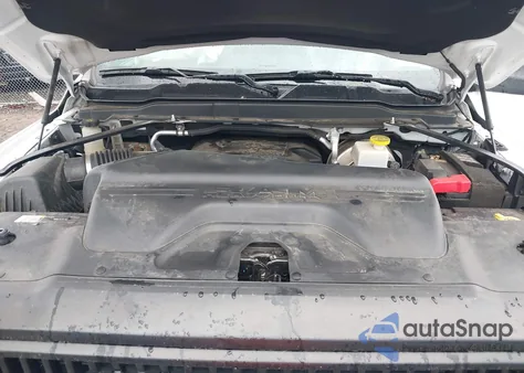 2022 Ram 2500 Power Wagon 4X4 6'4 Box z USA, uszkodzony, nr VIN 3C6TR5EJ5NG184847